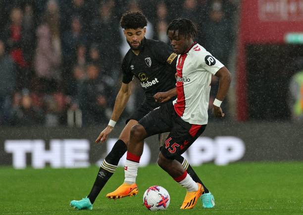 情与自律 情与自律