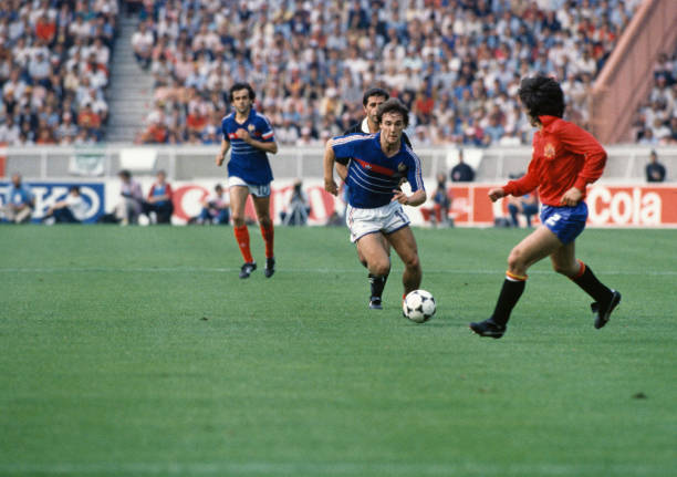 间的对决充 间的对决充