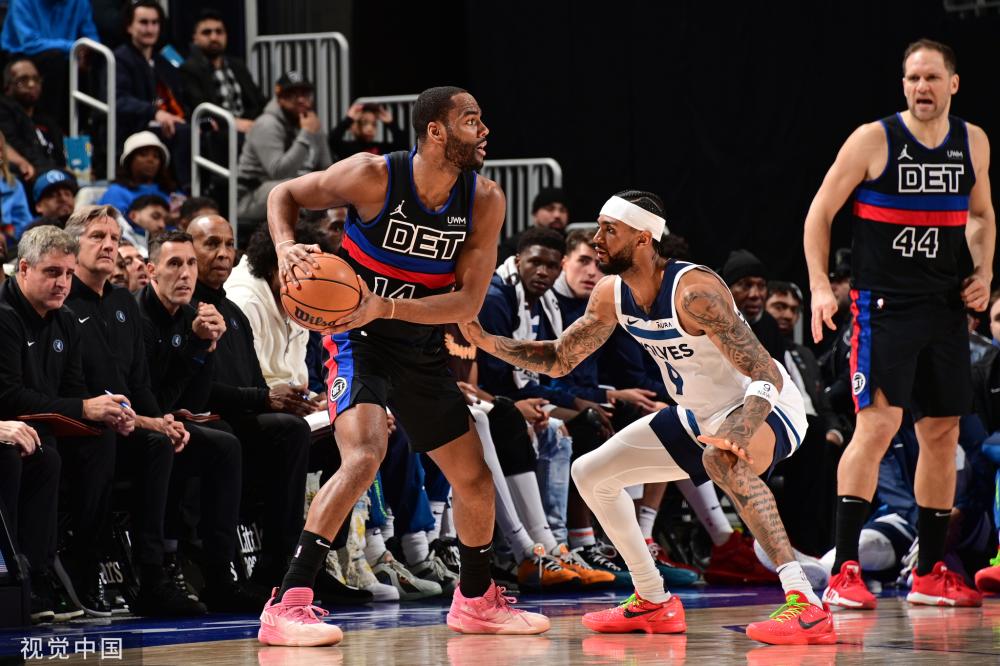 她这次并不 她这次并不